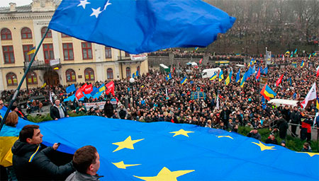 Евромайдан. Акции по всей Украине. В Киеве собрались 100 тысяч человек