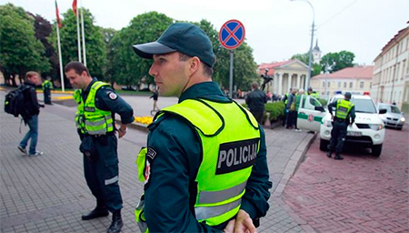 ВОЙНА С ИСЛАМОМ. Полиция Литвы взяла на учет постящихся мусульман