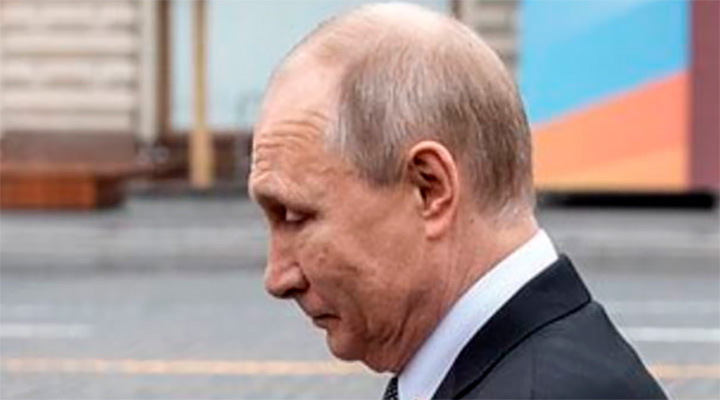 Путина покинула удача, трансфер срывается. Ситуация идет вразнос
