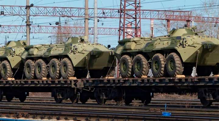 США и Европа забеспокоились. Россия концентрирует войска у границ Украины