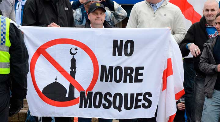 Ненависть и вражда к Исламу закладывается в Европе в систему образования