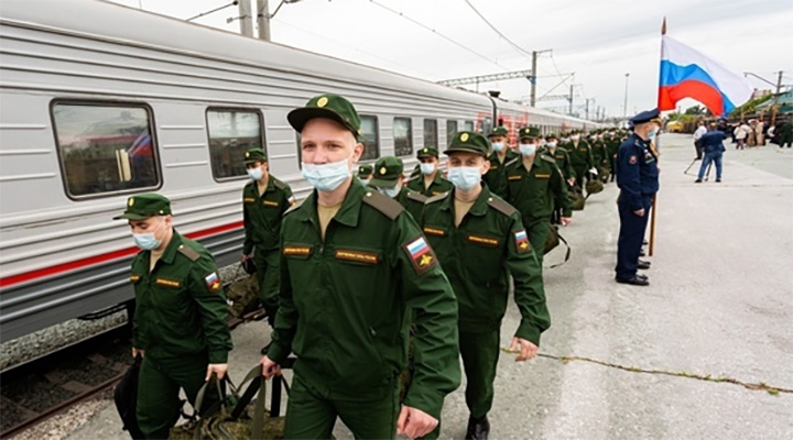 Кремль готовится ввести в России военное положение. Усиливается скрытая мобилизация